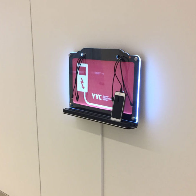 cellphone-charger-YYC-Hub-Wallmount-2-cell-phone-charging-stations